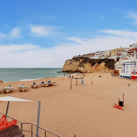 Carvoeiro Beach By Homing アパート *